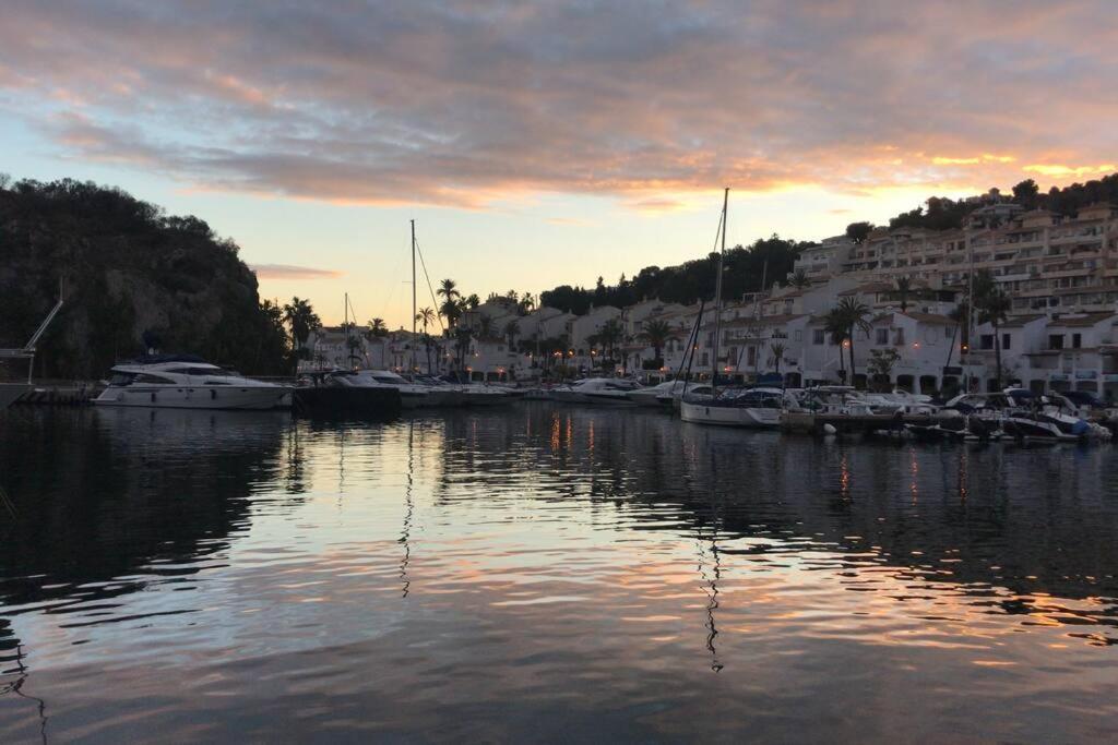 Marina Del Este La Herradura  Buitenkant foto
